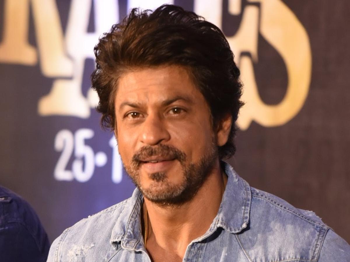 Shah Rukh Khan stopped for hours, fined by customs at Mumbai airport; Here's why